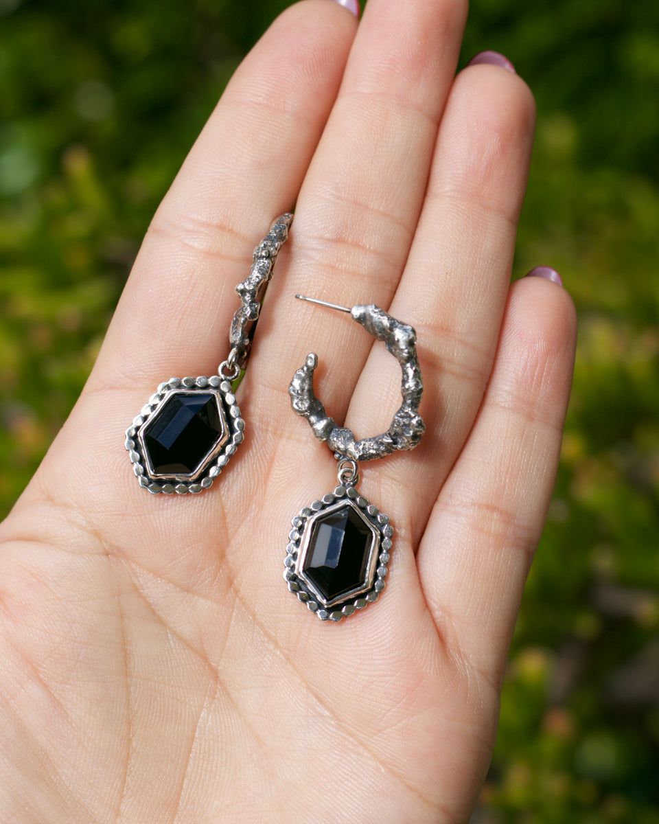 A437FD6F-798F-494E-8BAB-