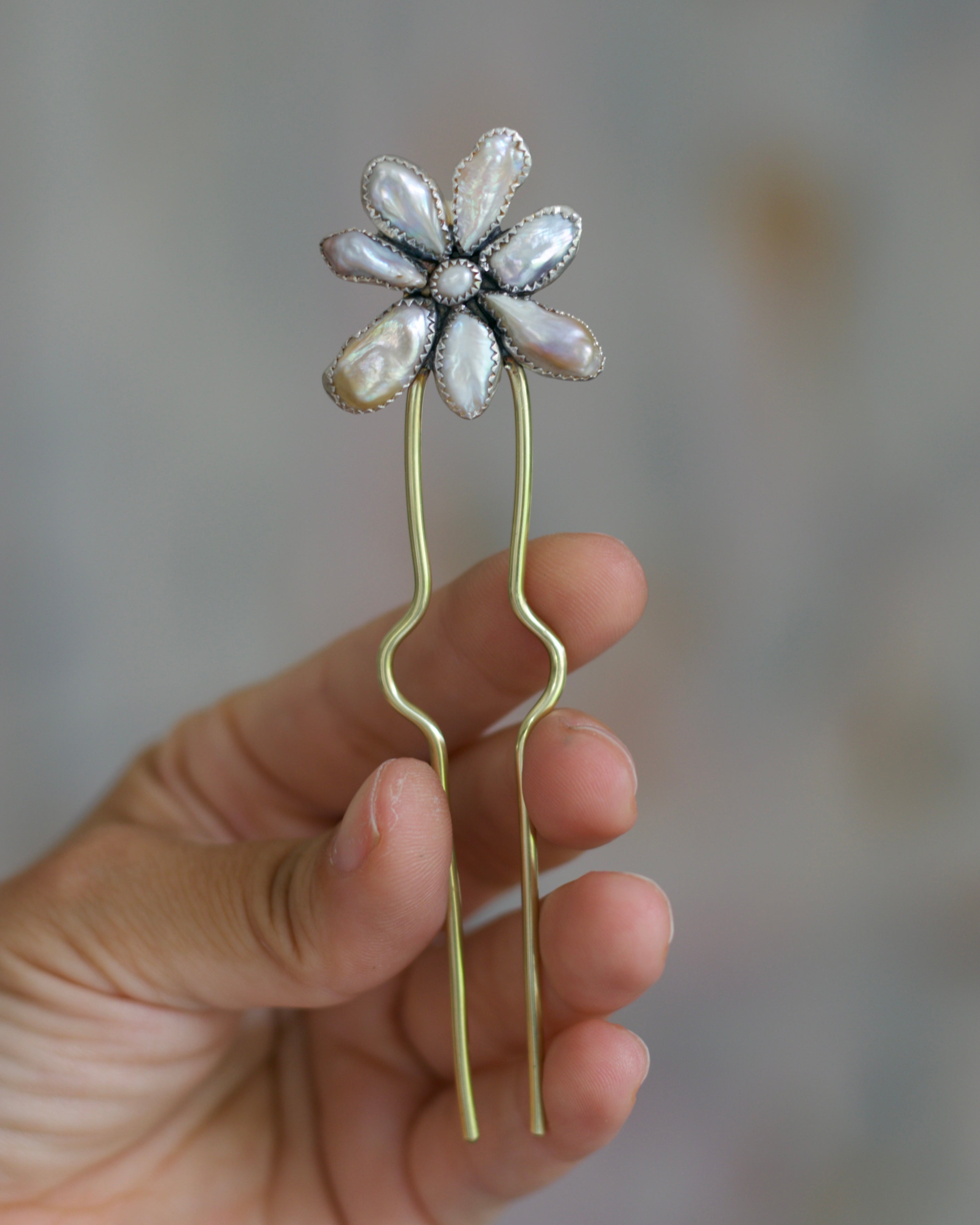 Flower Hair Pin - Fresh Water Pearl -