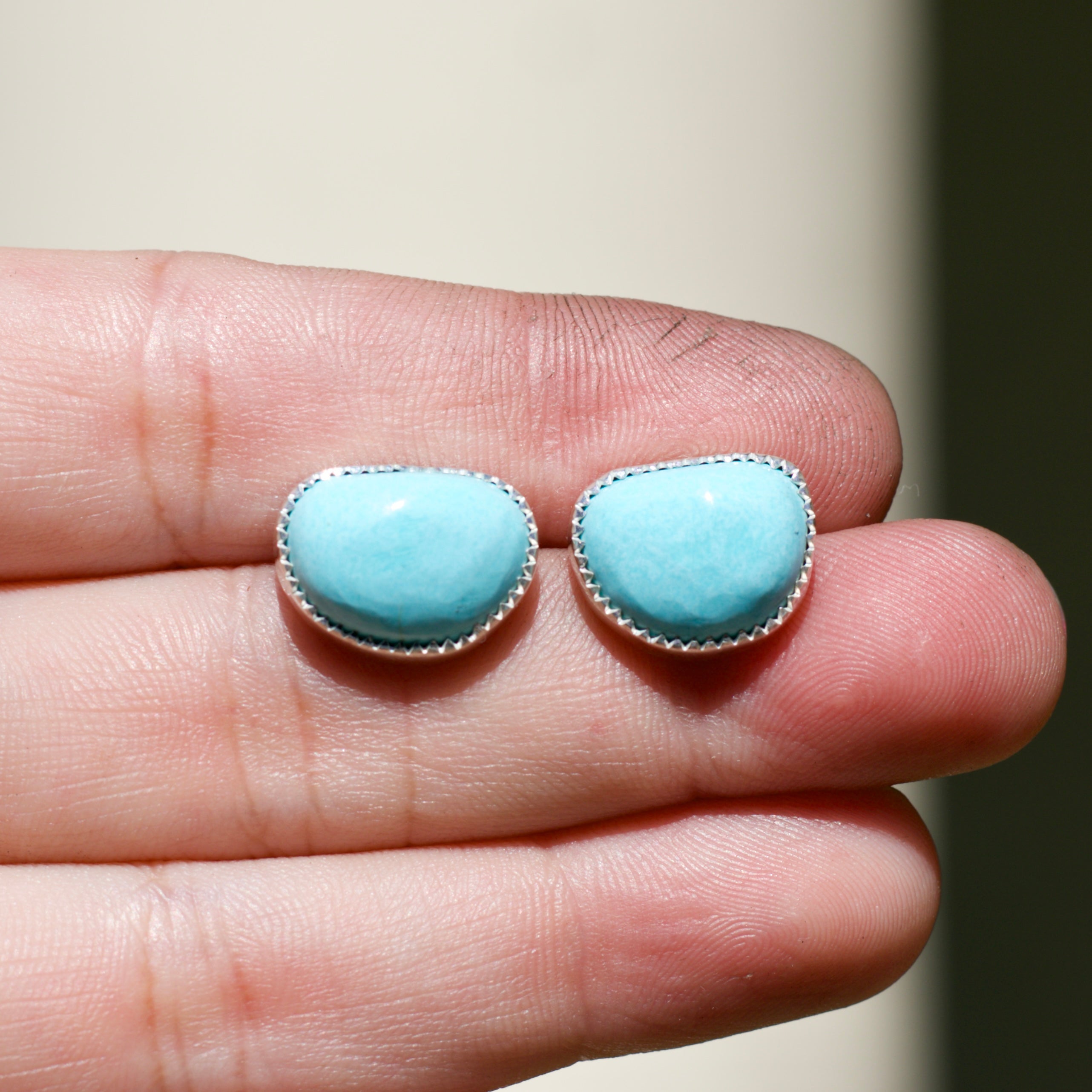 Flow Earrings Baby Blue Turquoise
