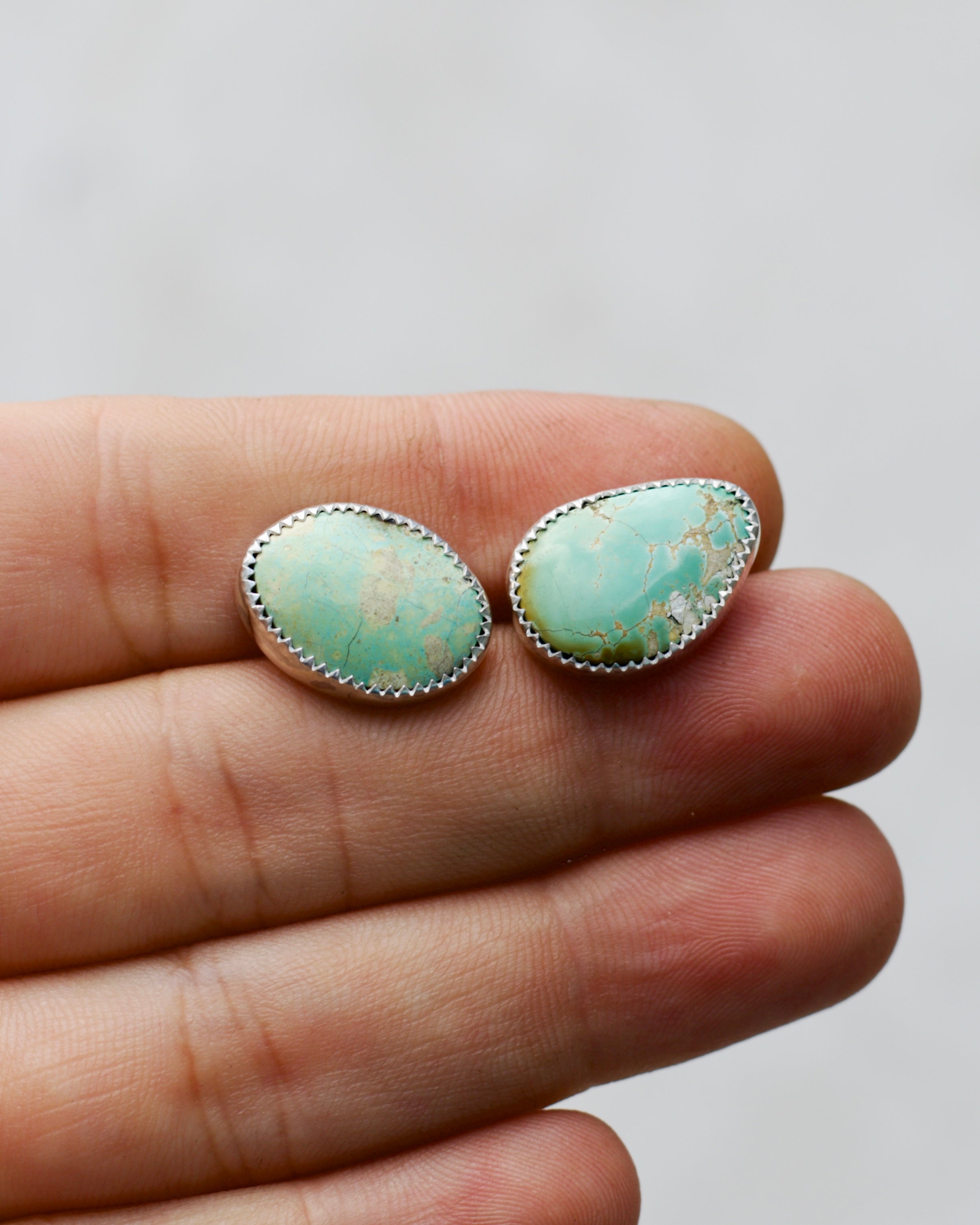 Flow Earrings Pastel Turquoise