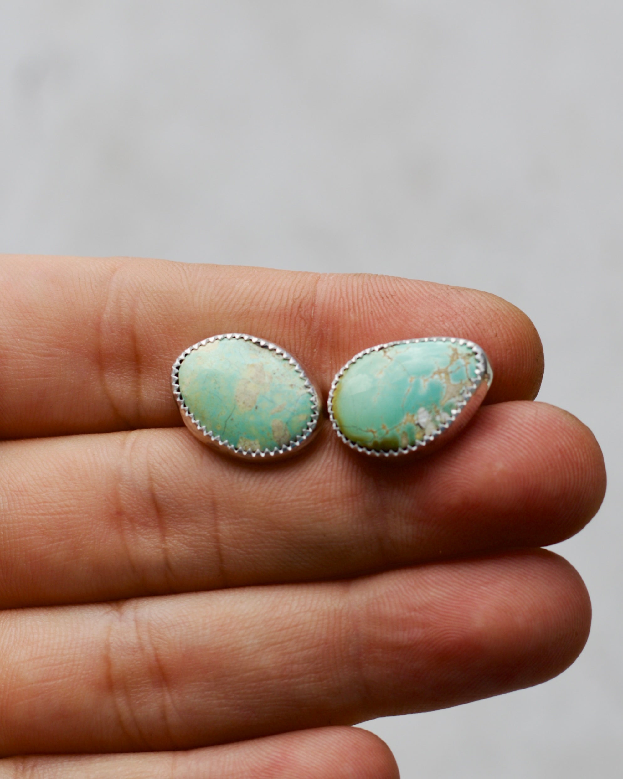 Flow Earrings Pastel Turquoise