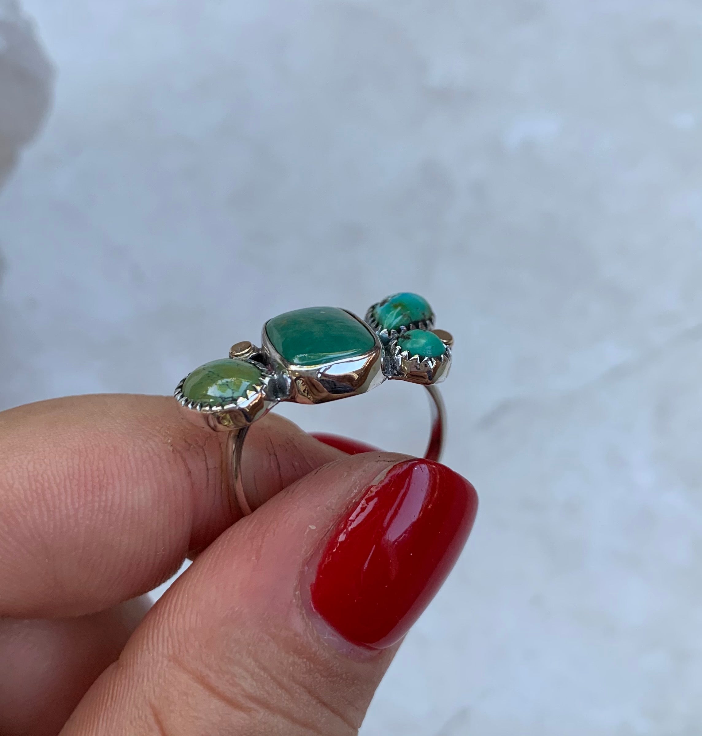 Green Turquoise Gold dot ring. Size 8