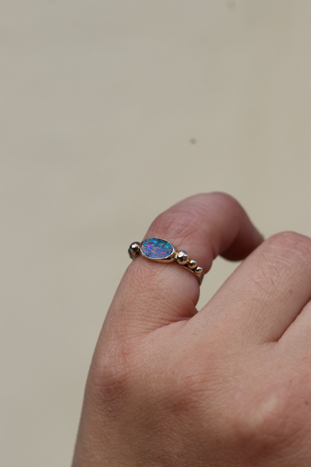 14k Gold and Sterling Australian Opal ring - Size 4.5p